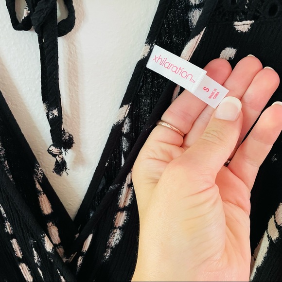 Shibori Print Romper | “Gauze Texture” and Lightweight | Size S | Black & White - Picture 9 of 11